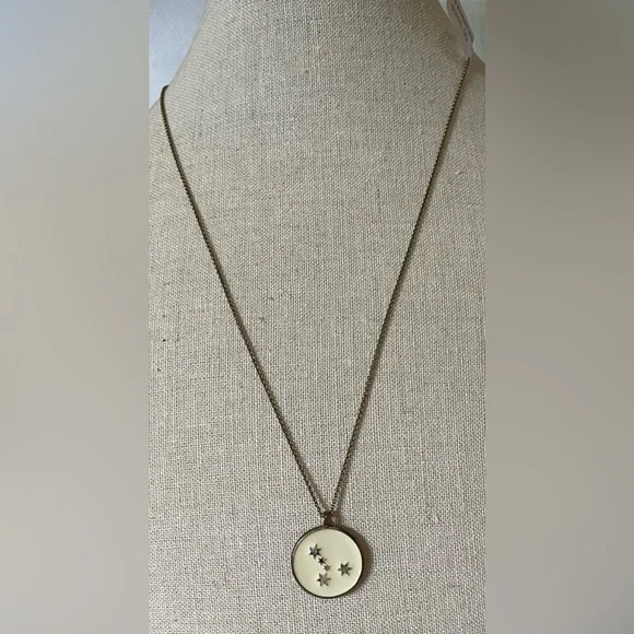 NWT La Soula Cancer necklace - Picture 3 of 5